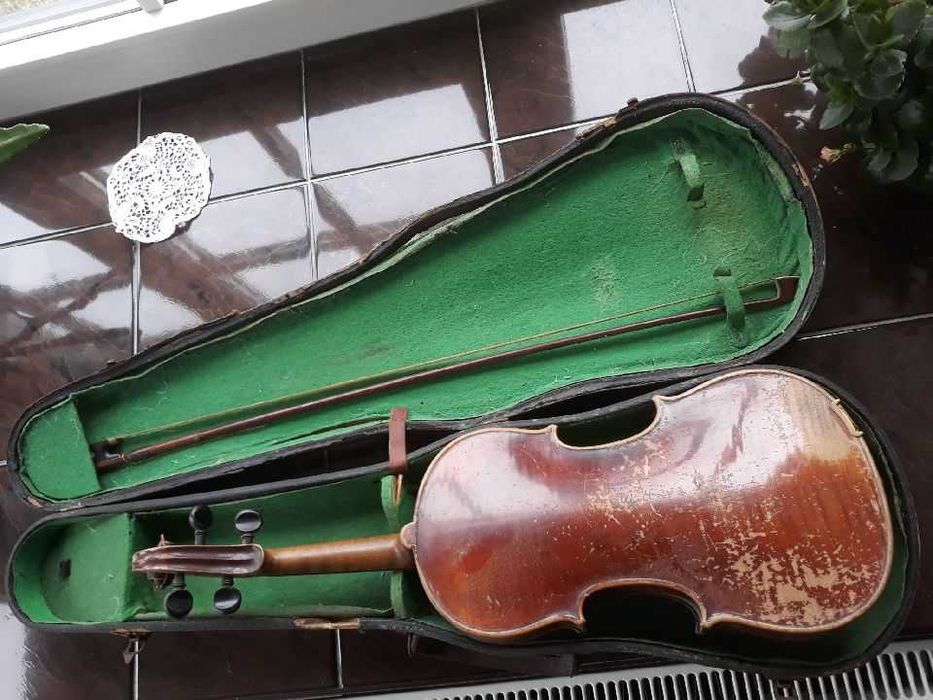 Skrzypce Stradivarius Cremona z praskiej manufaktury 1723 rok