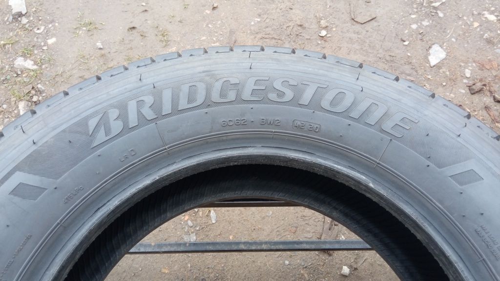 225/65/16c Bridgestone