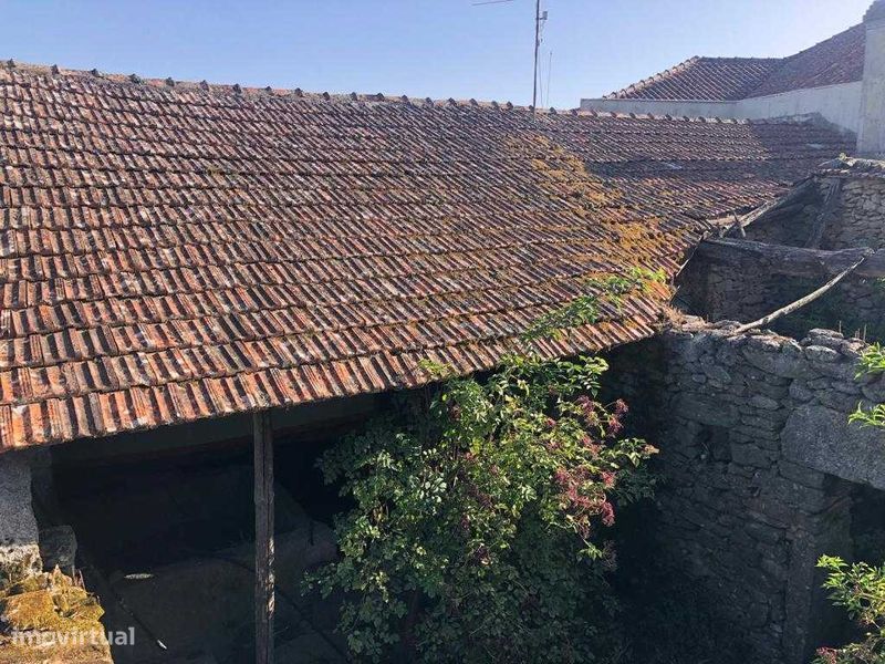 Moradia em Mareco - Penalva do Castelo-Lamego (Excelente Oportunidade)