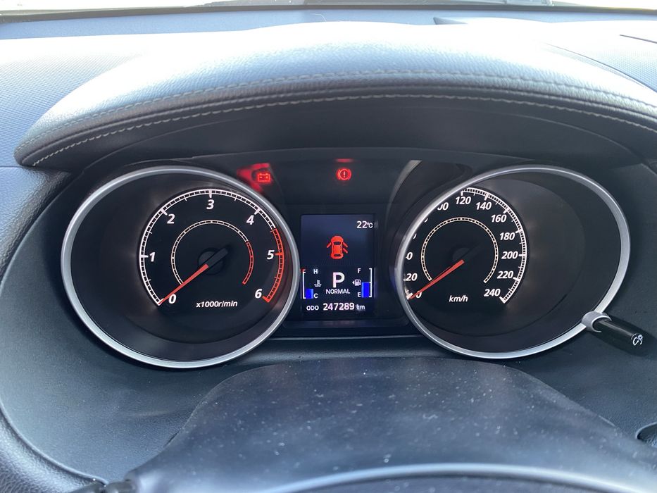 OUTIANDER XL 2010 2.2 автомат