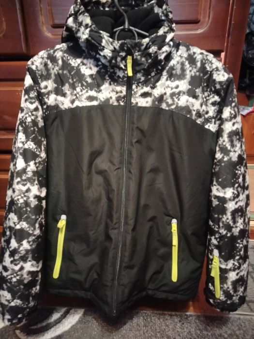 Дитяча зимова куртка на 12-14 років