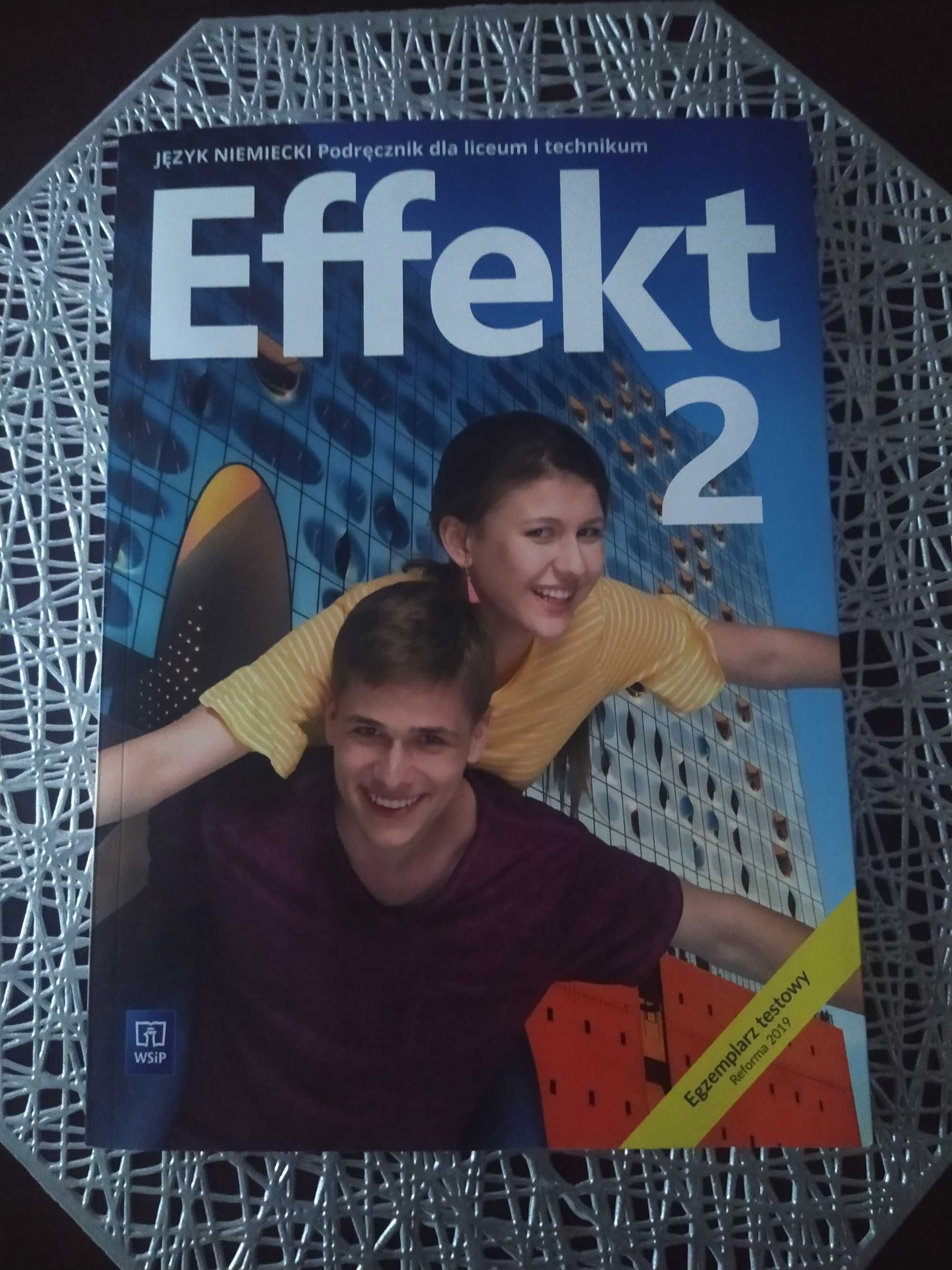 Podręcznik Effekt 2