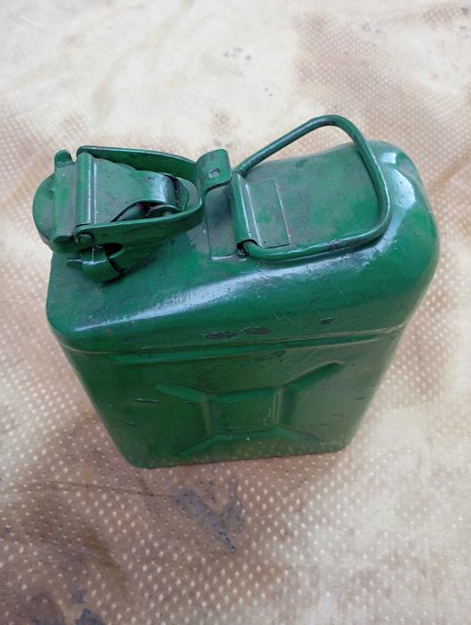 Канистра 5 литровая