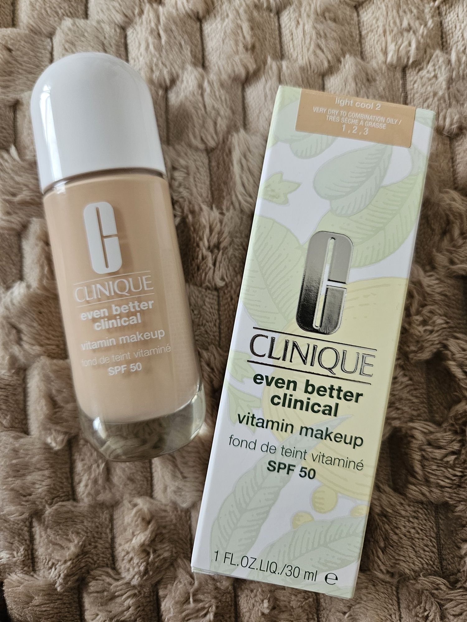 Podklad Clinique Even Better Clinical spf 50 Light cool 2