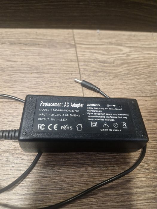 Адаптер ASUS 19V 2.37A 3.0x1.1