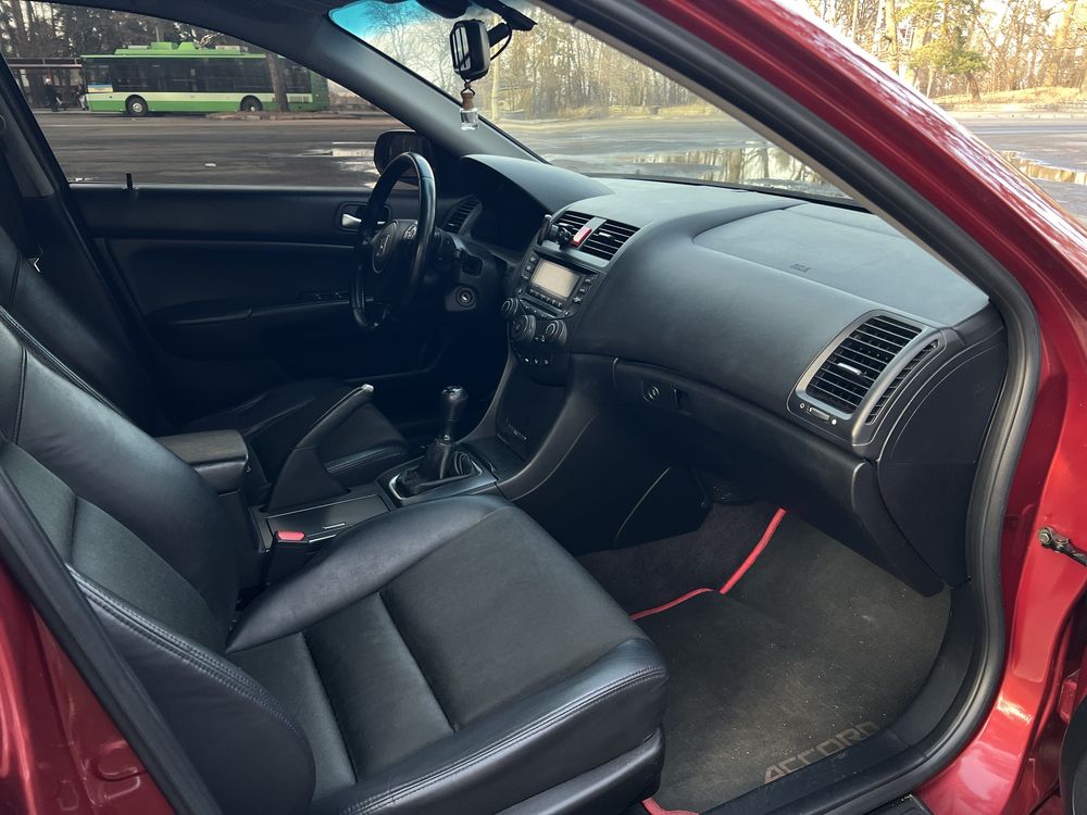 Honda Accord 7 2.4 Type - S