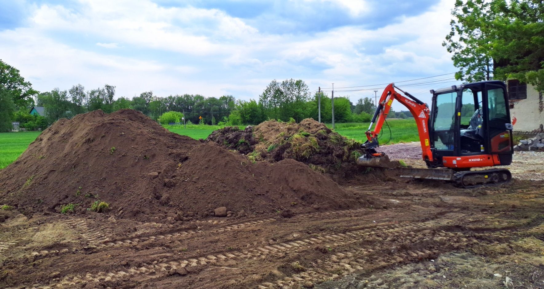 Usugi minikoparką Proszowice Nowe Brzesko Słomniki Kocmyrzòw Prusy