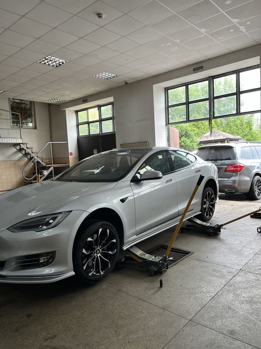 Диски Нові TESLA Model S R19/5/120 в Наявності .