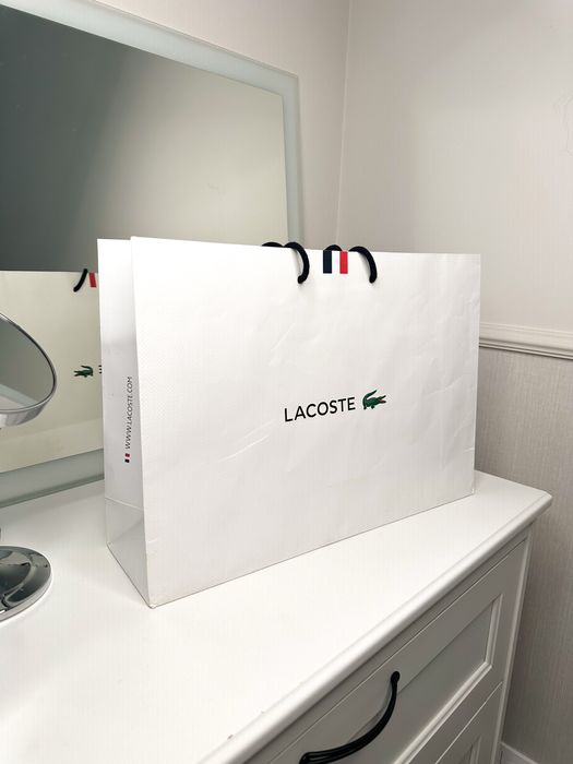 Torba Lacoste papierowa siatka logowana biała duża ozdobna pojemma