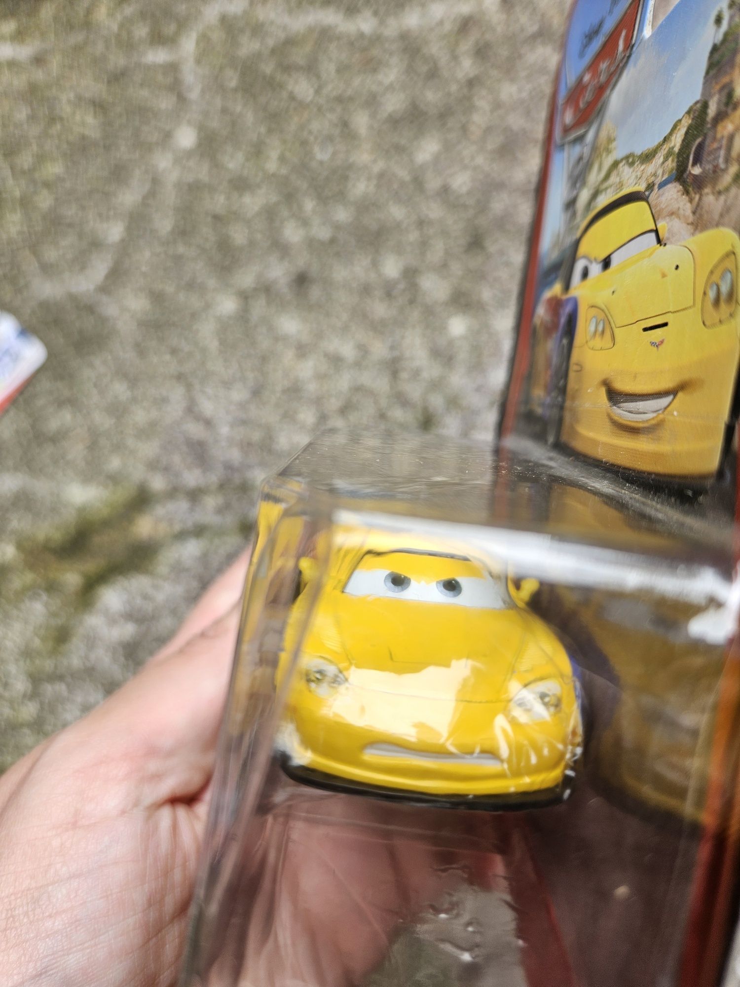 Jeff Gorvette metalowe Auto z bajki Cars Auta Disney Pixar
Firma Matte