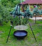 Grill ogrodowy . trójnóg , ruszt , palenisko. KOMPLETNY