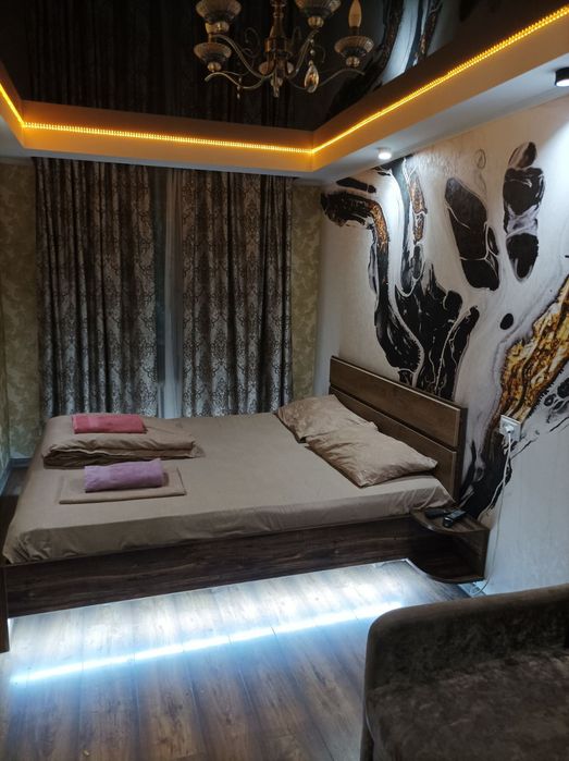 Квартира люкс Вип VIP с джакузи  2022, две кровати, Центр ТЦ Украина