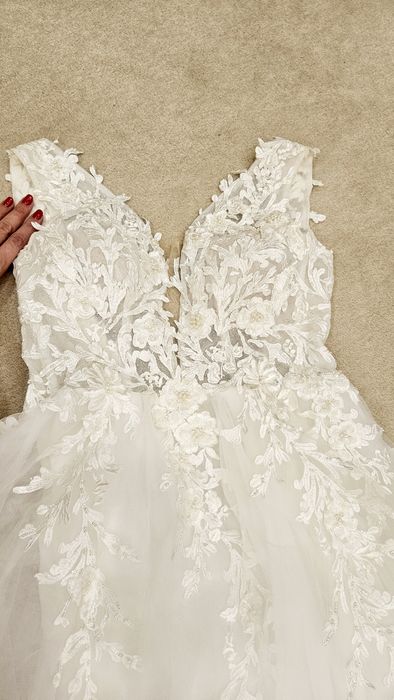 Продам весільну сукню Berta radelli