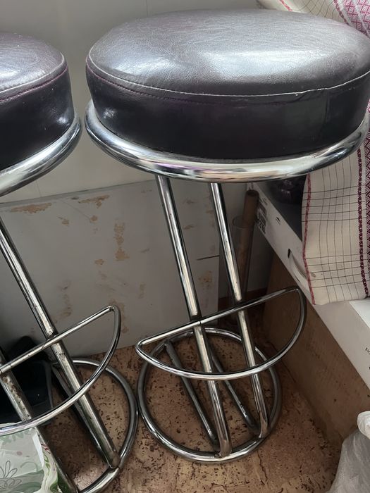 Барний стілець для кухні