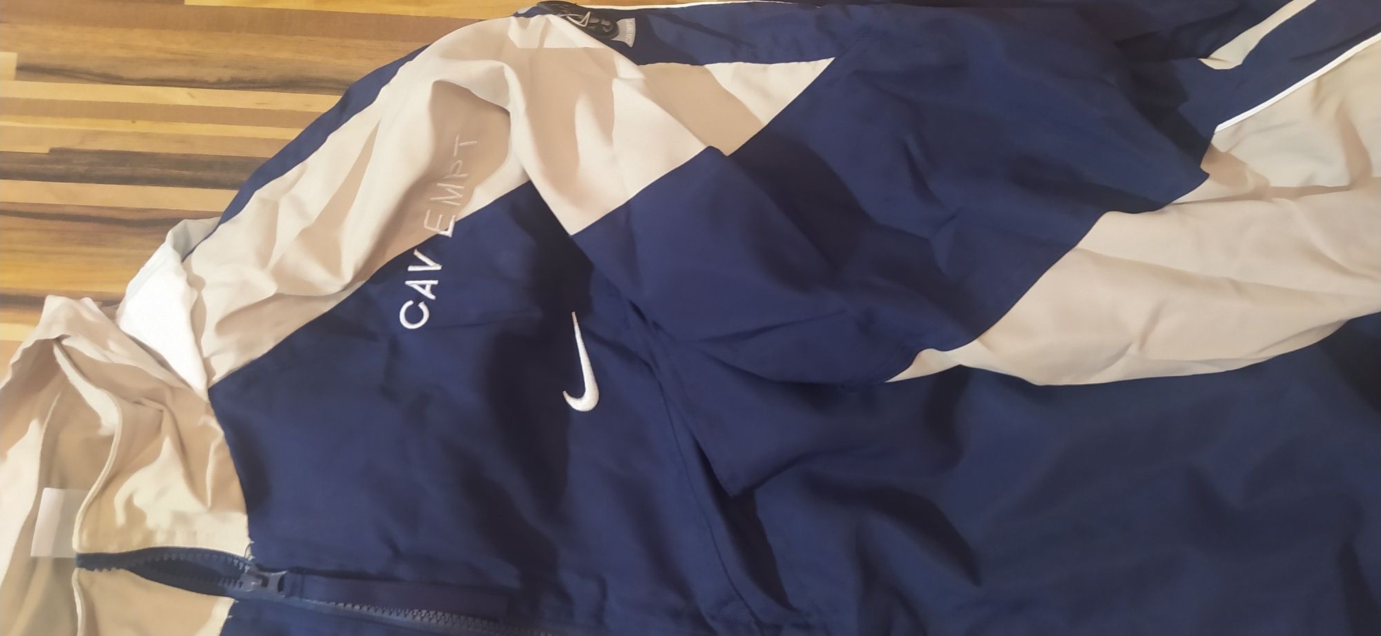 Wiatrówka nike bluza