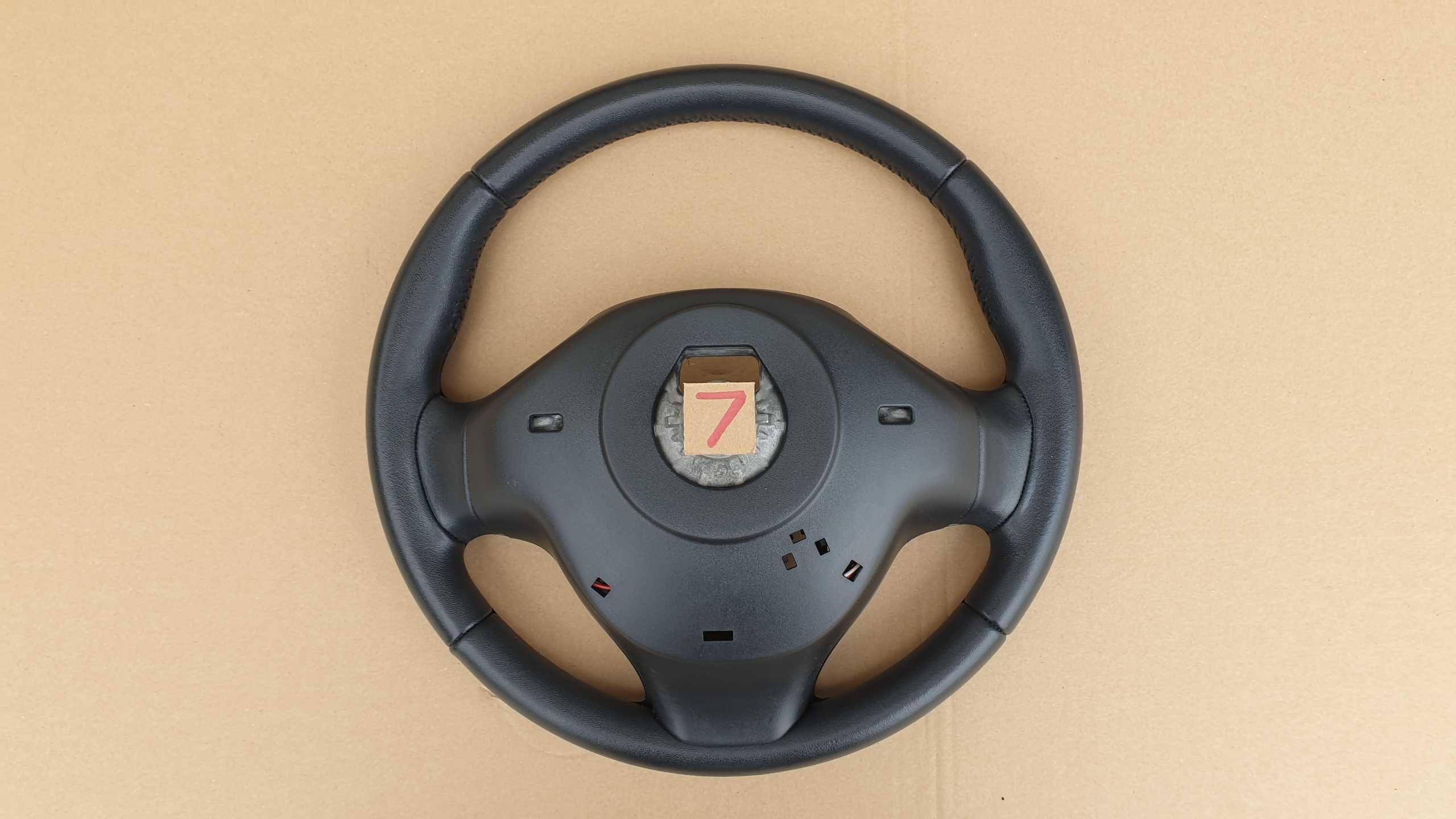 Renault Clio IV 4 kierownica skóra multifunkcja nr7