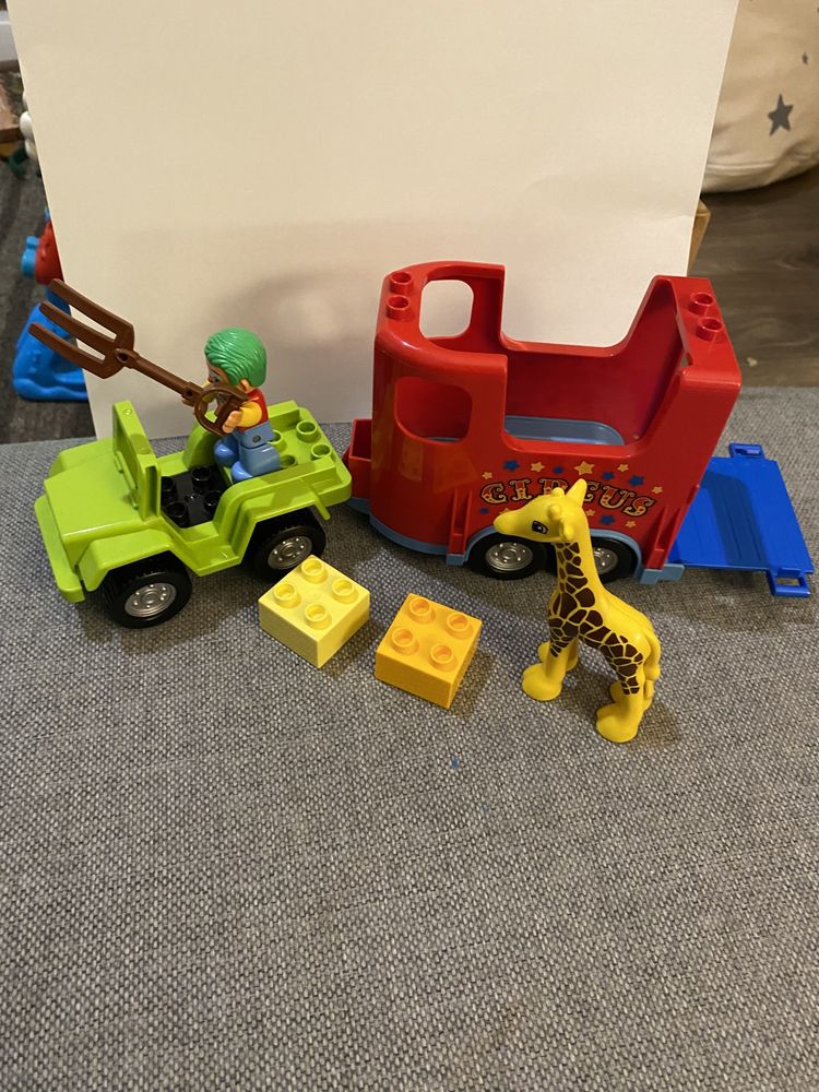 Lego duplo pojazd cyrkowy 10550