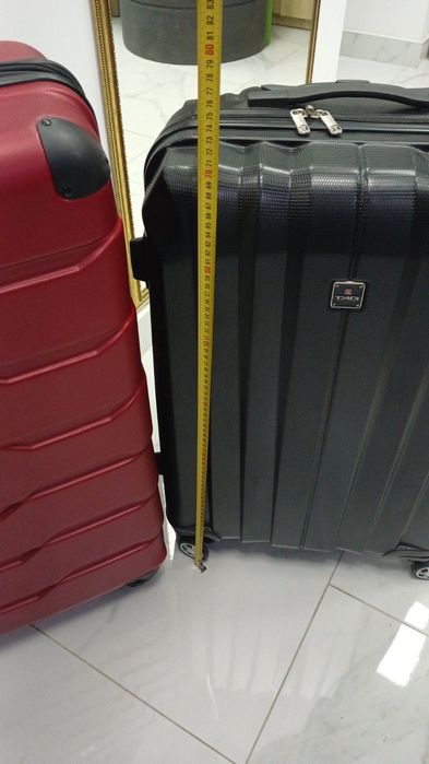 Валіза Tag з США велика та середня