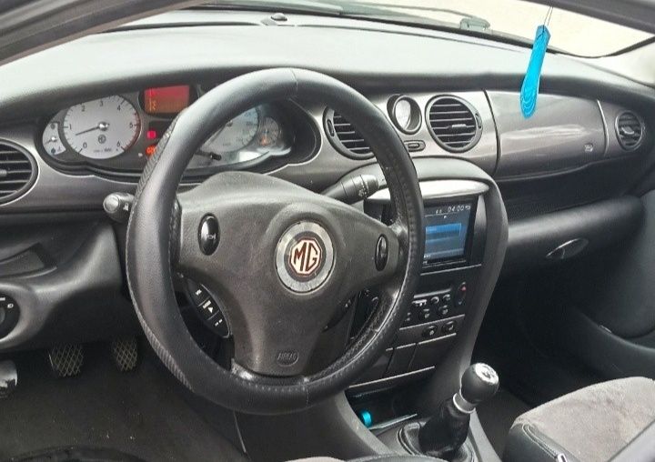 MG ZT 2.0cdti impecável