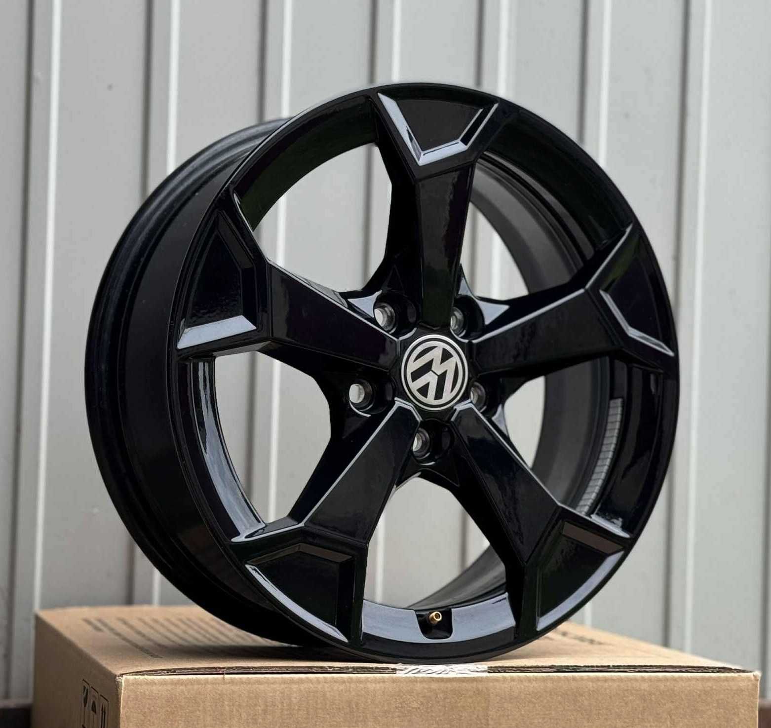 Alufelgi 5x112 r17 VW NOWE ORG Passat Jetta Touran Tiguan CC Shara 38#