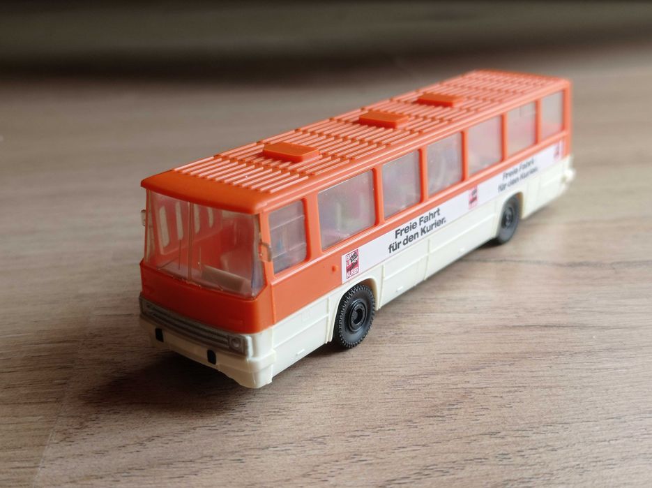 1:87 h0 model autobusu Ikarus 260 Minicar makieta diorama