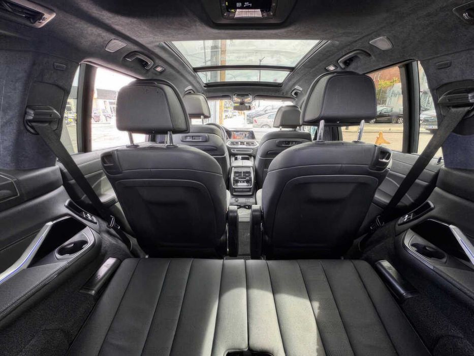 BMW X7 xDrive40i      2022