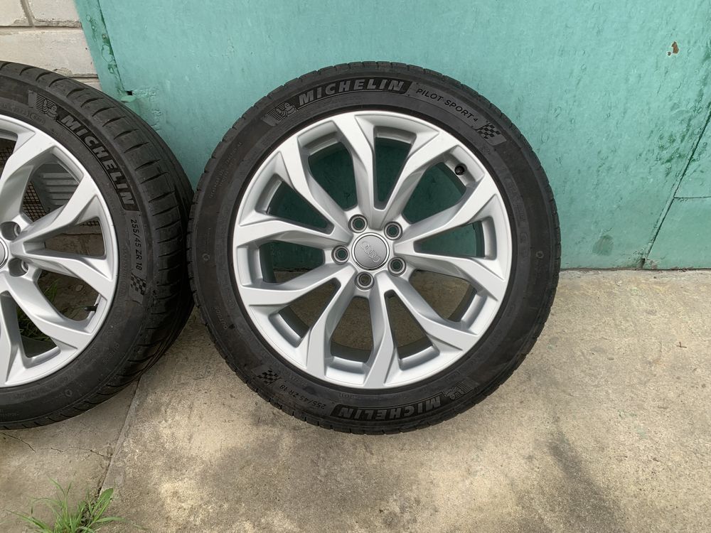 5 112 R18 Audi новые резина Michelin