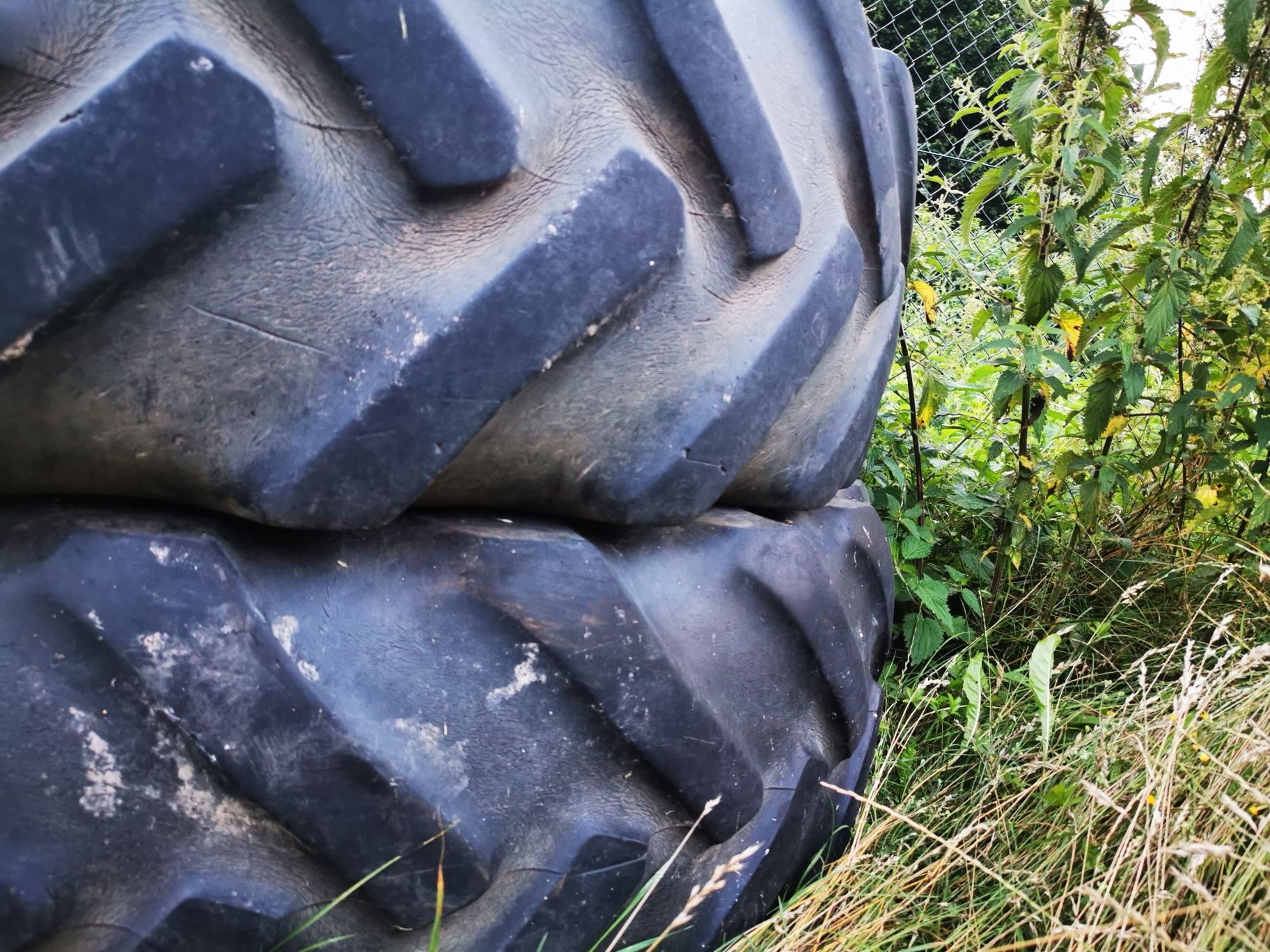 Komplet opon Goodyear 14.9 R28 18.4 R38