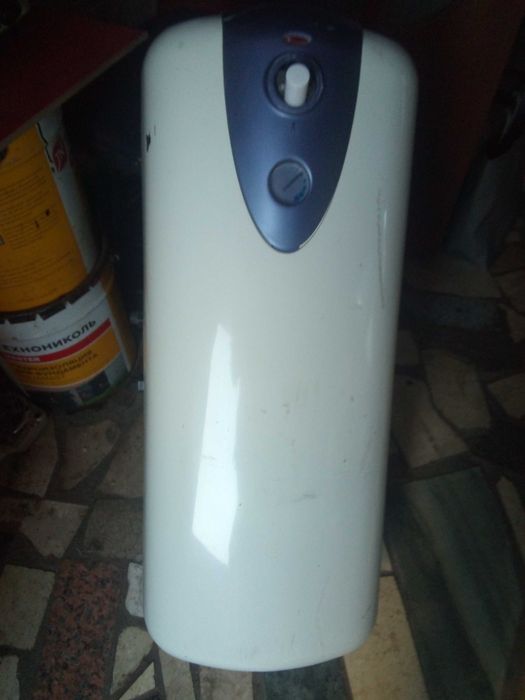 Італійський бойлер Арістон. Дешево як Київський торт