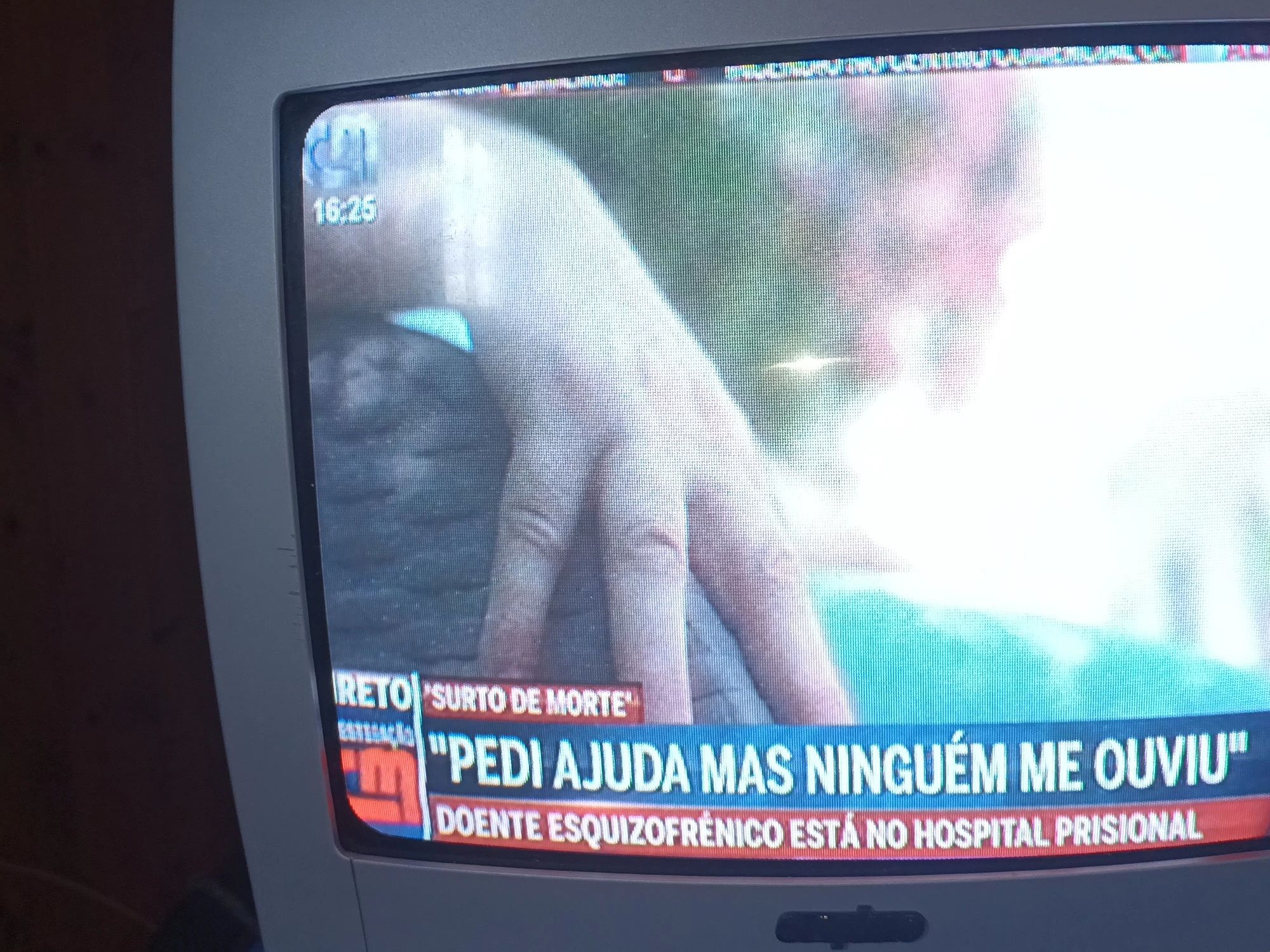 Tv sanyo c/comando a funcionar