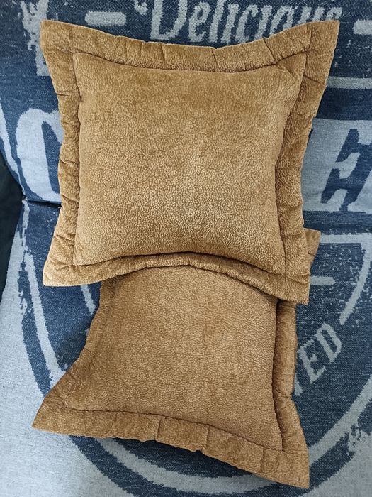 Подушки декоративные  .