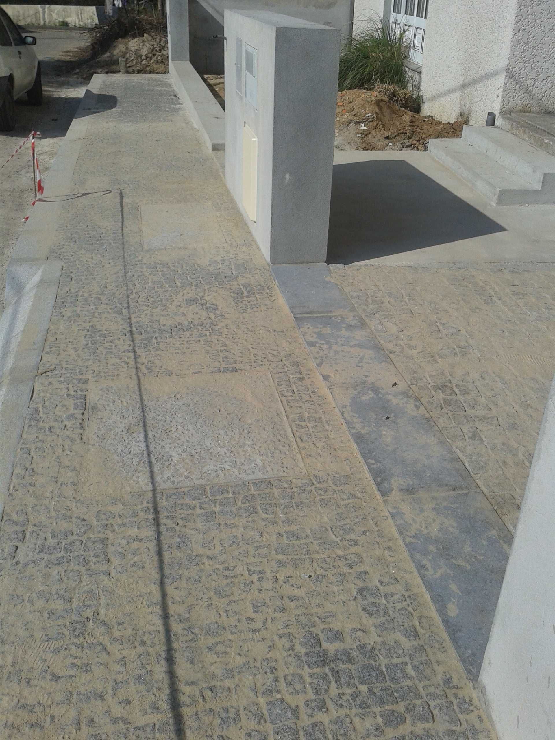 Obras pavimentos granito e calcário