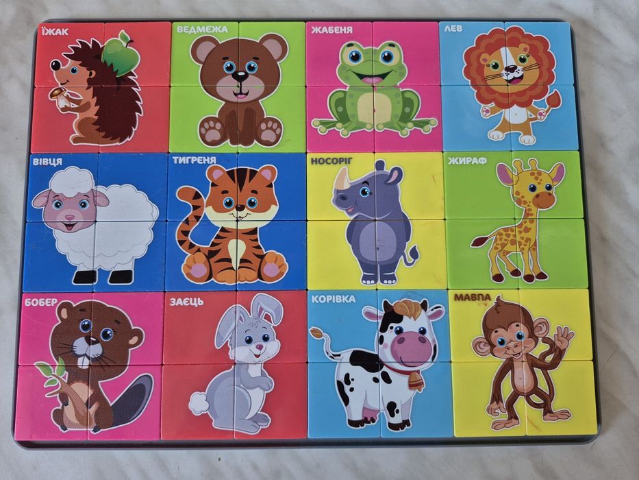 Пазл Тварини на планшеті  для найменших