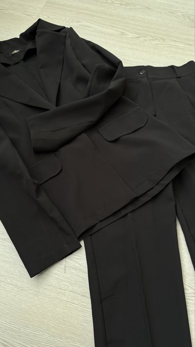 Костюм брючний брюки жіночий