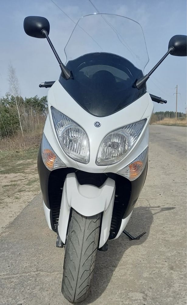 Yamaha T-MAX 2011