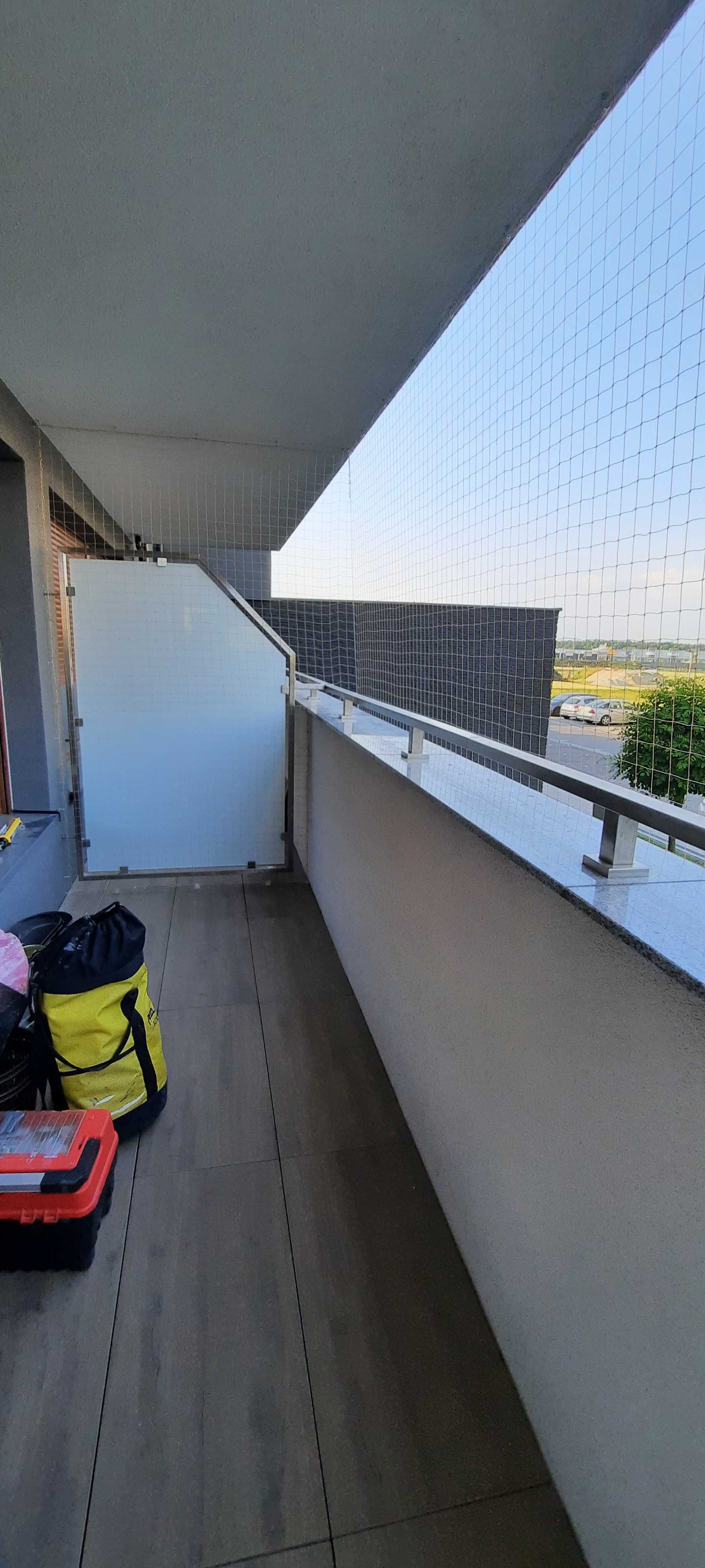 Siatka zabezpieczenie na balkon okno taras dla kota Sprzątanie balkonu