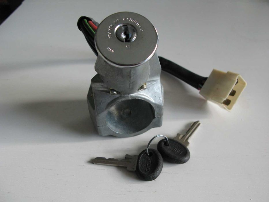 nowa, nie używana stacyjka do Fiata 125 p