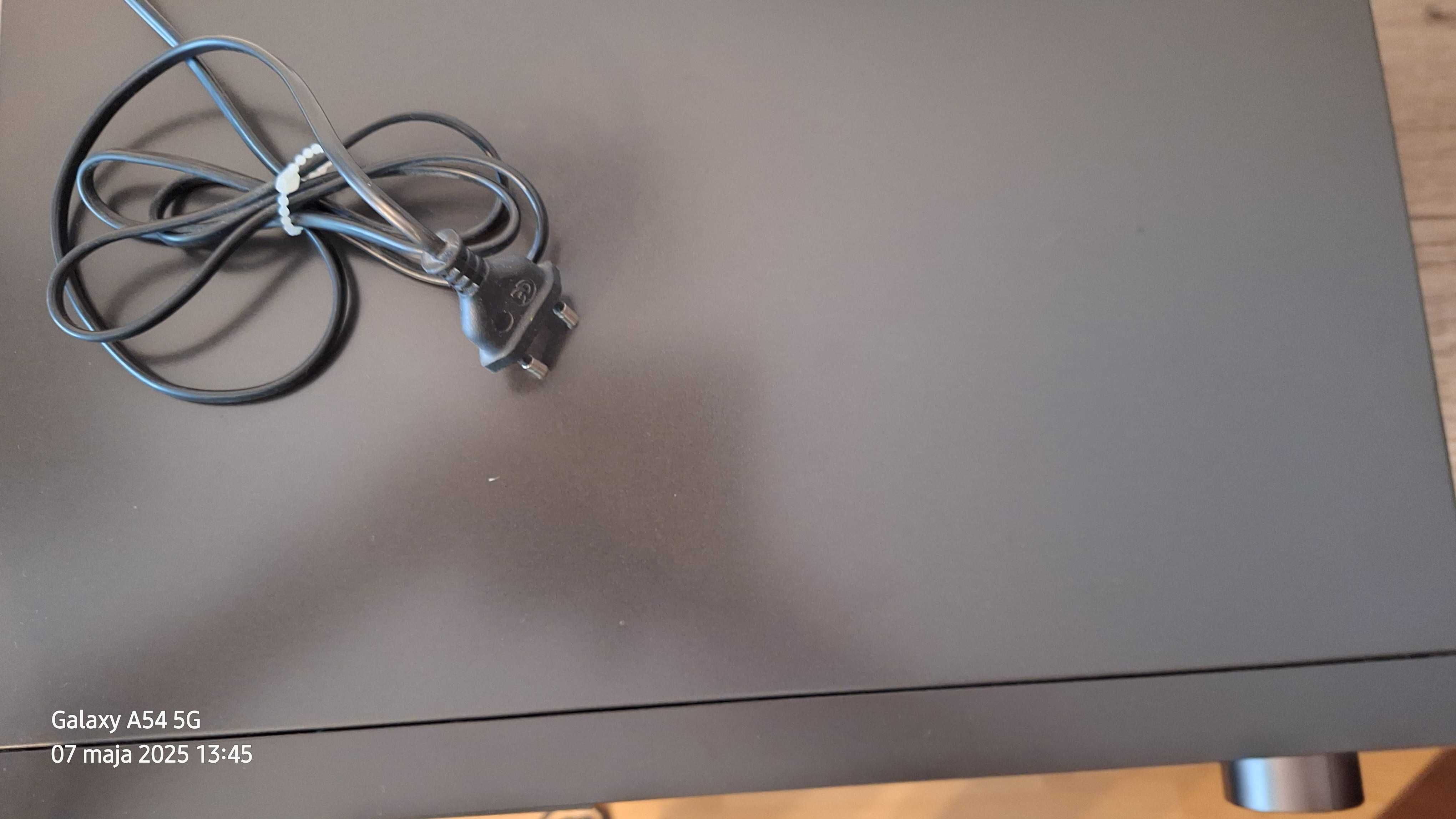 Magnetofon Technics RS-B605