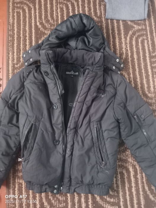 Продам пуховики жіночі р м