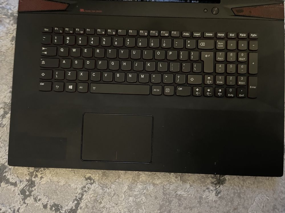 Lenowo Y70-70 touch