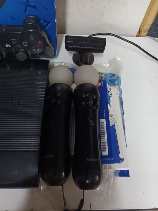 Konsola PS3 super slim 2x pad 2x kinect kamera pudełko