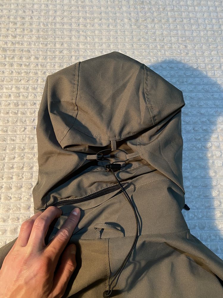 Серая хаки мужская весенняя куртка HAGLOFS ветровка | L размер