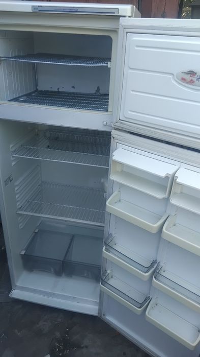 Холодильник Атлант, б/у рабочий