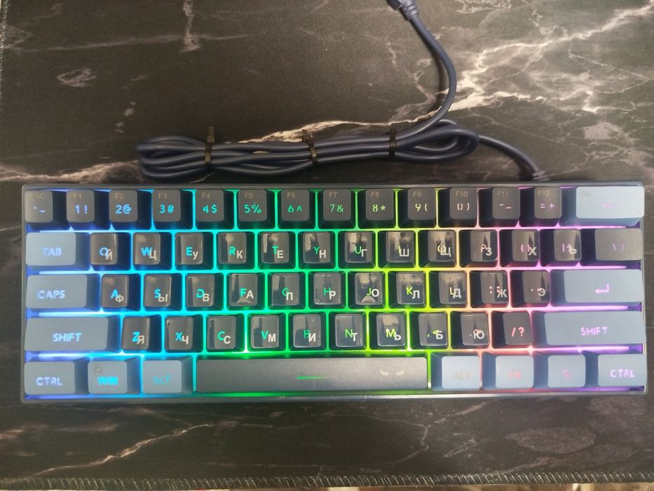 Продам клавіатуру
