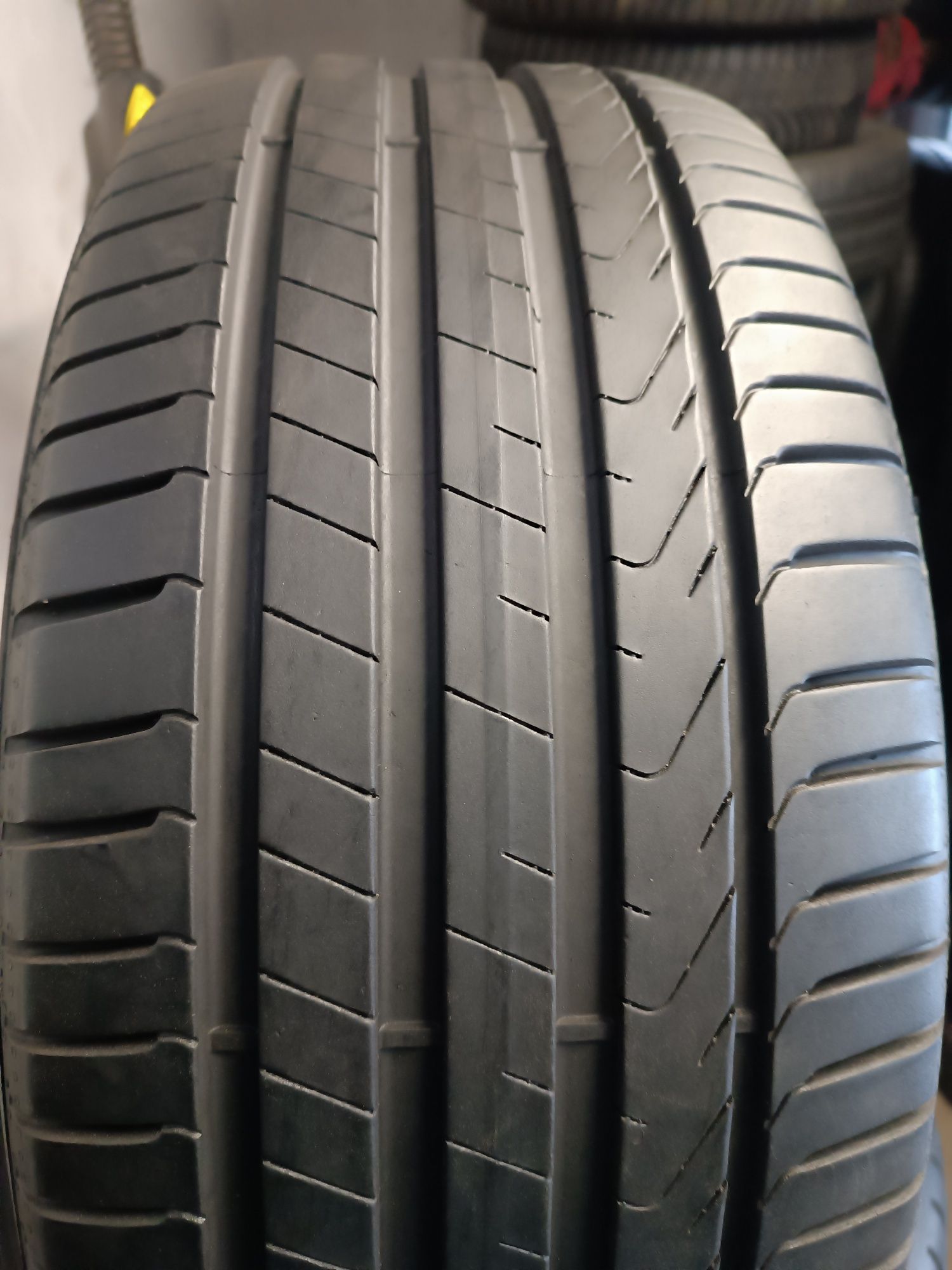 Sprzedam Oponę pojedynczą 225/45 r17 Pirelli