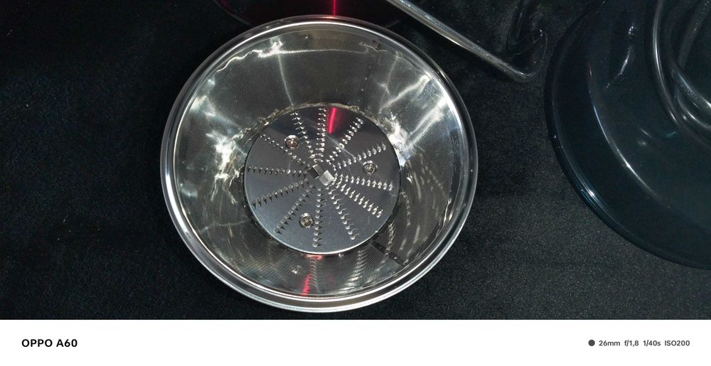 Espremedor de Frutas e Legumes