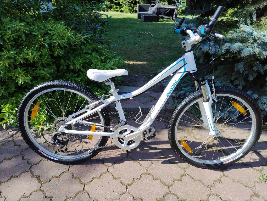 Alu 24" Specialized Rower MTB górski dzieciecy mlodziezowy amortyzator