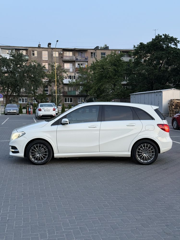 Мерседес B клас єлектро