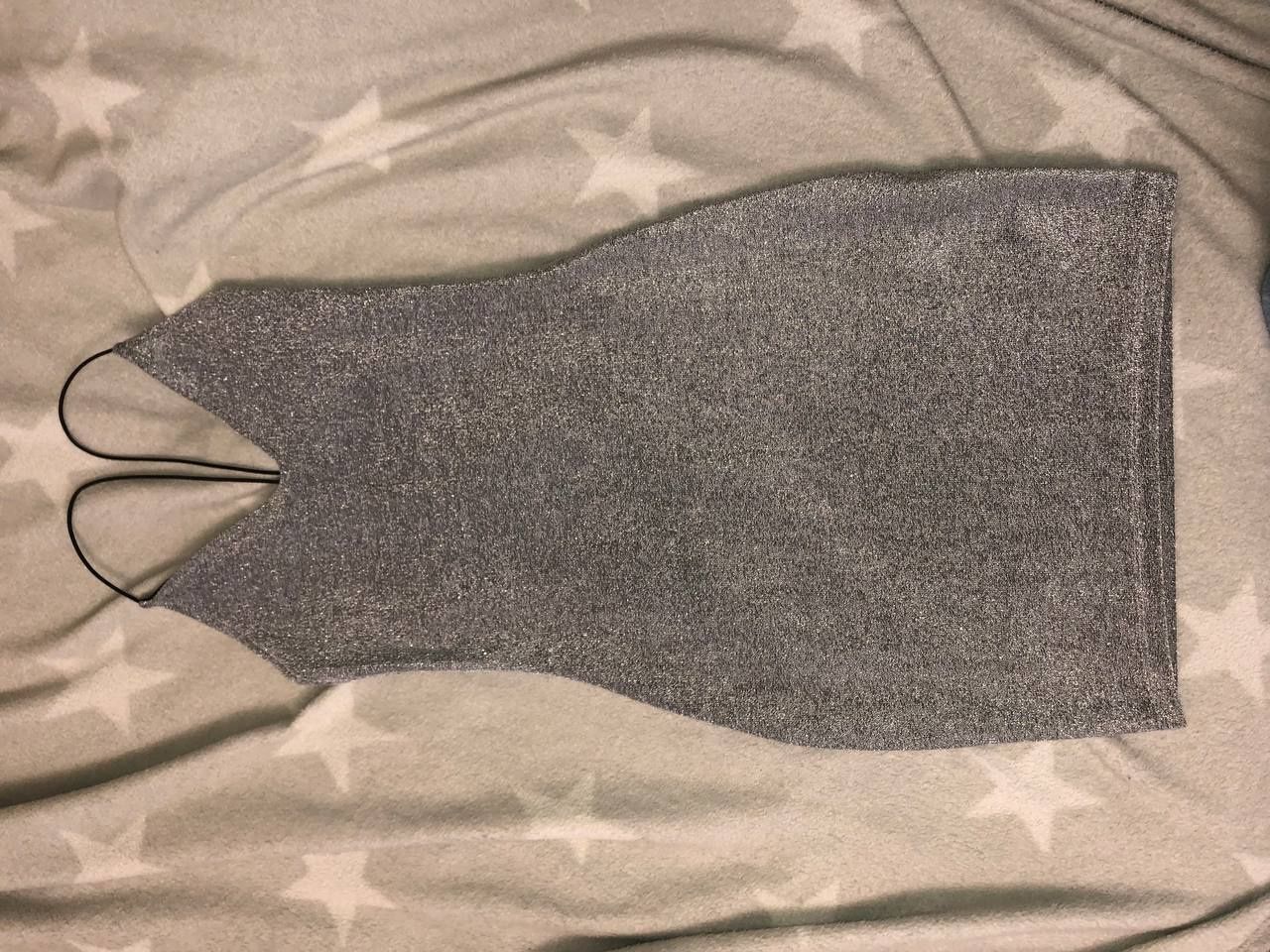 Платье H&M DIVIDED  размер XS. Ткань светоотражающая.