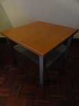 Mesa de apoio (chá)_ abatimento no preço!